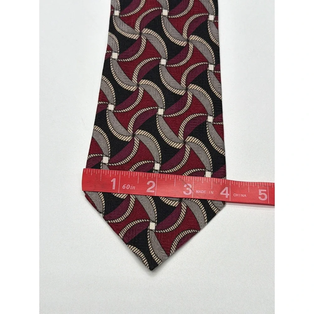 ZIGGURAT By Mulberry Neckwear‎ Mens 100% Silk Geometric Pattern Burgundy Tie